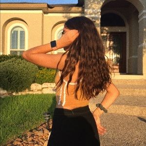 cut cropped tank top